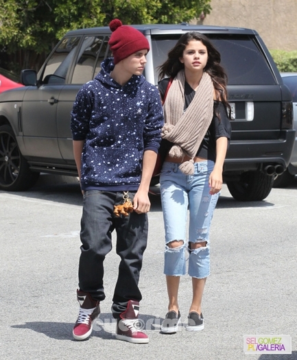 normal_tumblr_m211s779aB1rq31q9o5_1280