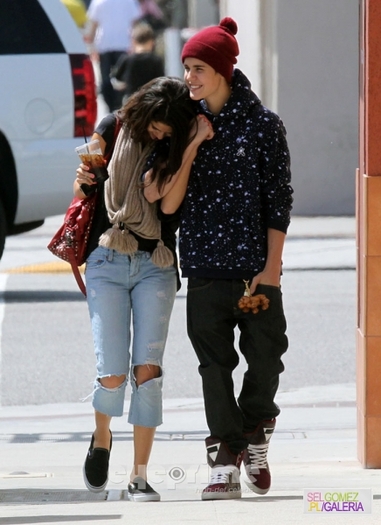 normal_tumblr_m2130r133y1rq31q9o2_1280