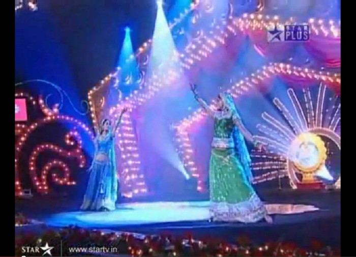 3 - Sapna Babul Ka Bidaai-Sadhna and Ragini Dance Competition