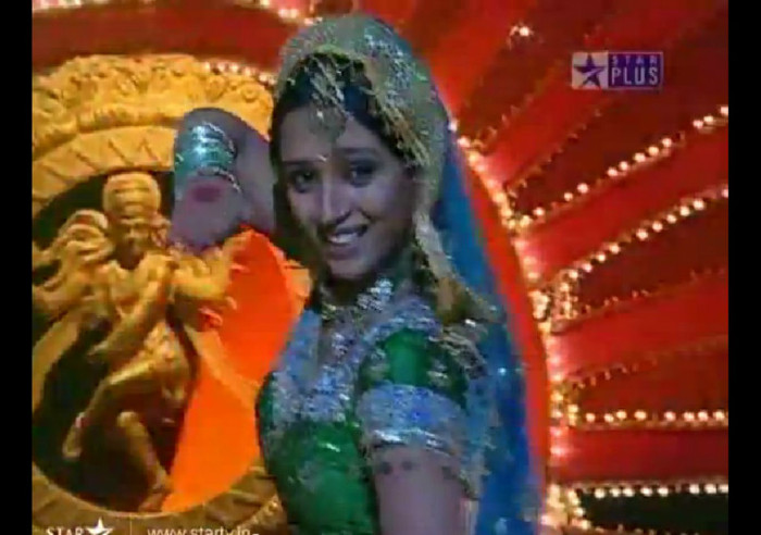20 - Sapna Babul Ka Bidaai-Sadhna and Ragini Dance Competition