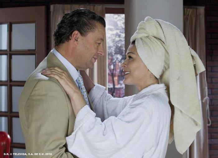Alfredo Adame si Lourdes Munguia - Secrete din trecut