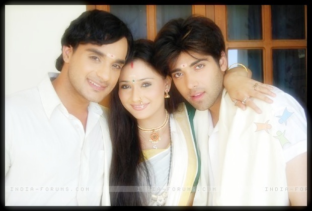  - x-Sara Khan-x