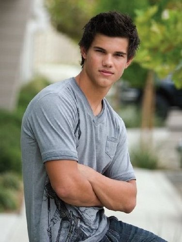 taylor-lautner-workout-routine-03 - taylor lautner