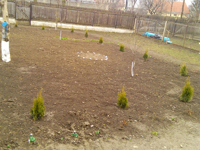 2012-04-08 11.31.57 - gradina