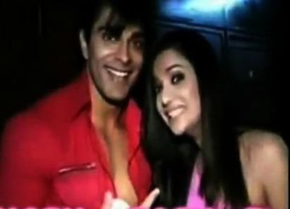 32131_124219874280256_100000767318944_117468_569236_n