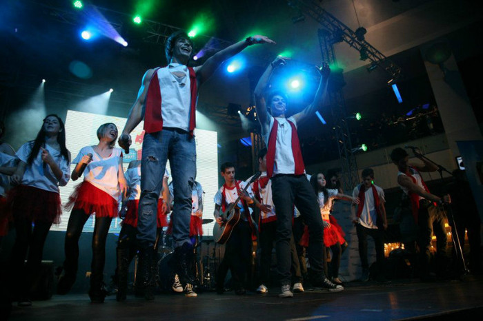 concert 2 - LaLa Band