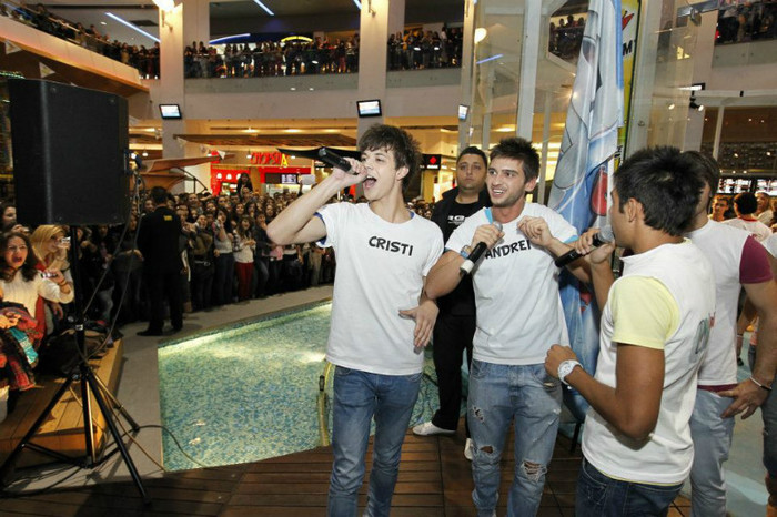 Cristi si Andrei - LaLa Band