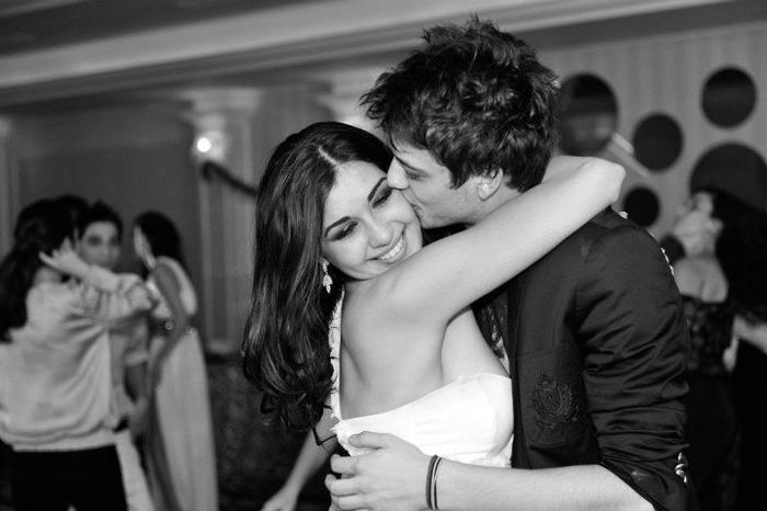 KISS  FM - LaLa Band