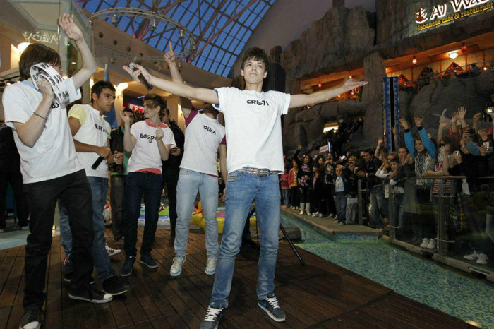 no coment - LaLa Band