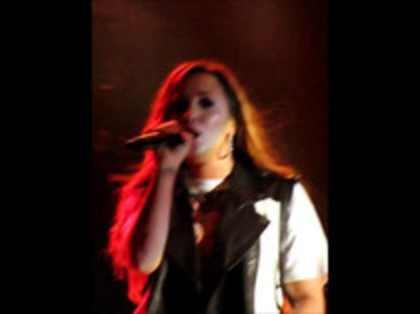 Demi Lovato - Moves Like Jagger (4805) - Demilush - Moves Like Jagger Strawberry Festival o11