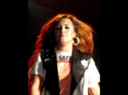 Demi Lovato - Moves Like Jagger (4807) - Demilush - Moves Like Jagger Strawberry Festival o11