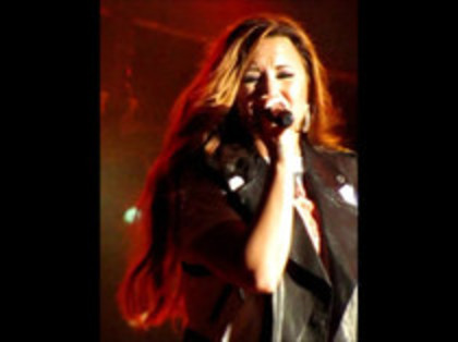 Demi Lovato - Moves Like Jagger (4822) - Demilush - Moves Like Jagger Strawberry Festival o11