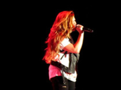 Demi Lovato - Moves Like Jagger (5295) - Demilush - Moves Like Jagger Strawberry Festival o12