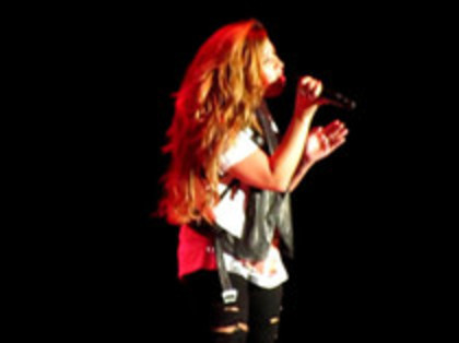 Demi Lovato - Moves Like Jagger (5336) - Demilush - Moves Like Jagger Strawberry Festival o12