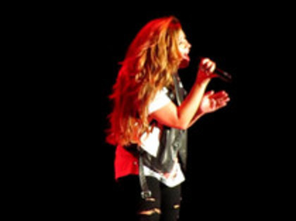 Demi Lovato - Moves Like Jagger (5337) - Demilush - Moves Like Jagger Strawberry Festival o12