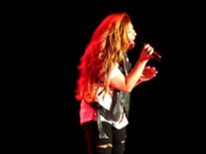 Demi Lovato - Moves Like Jagger (5339) - Demilush - Moves Like Jagger Strawberry Festival o12