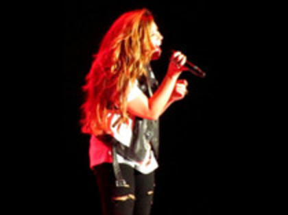 Demi Lovato - Moves Like Jagger (5342) - Demilush - Moves Like Jagger Strawberry Festival o12