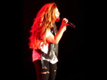 Demi Lovato - Moves Like Jagger (5343) - Demilush - Moves Like Jagger Strawberry Festival o12