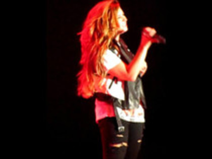 Demi Lovato - Moves Like Jagger (5350) - Demilush - Moves Like Jagger Strawberry Festival o12