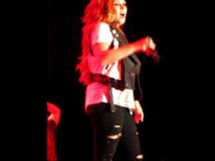 Demi Lovato - Moves Like Jagger (5358) - Demilush - Moves Like Jagger Strawberry Festival o12