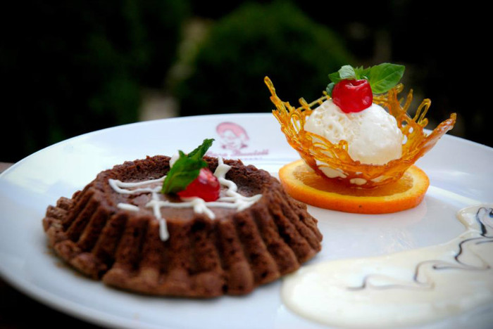 Gateau au chocolat cu ingetata de casa in cosulet de zahar ars - Masterchef-pt concursul lui sarakhansapnababulkabidaai