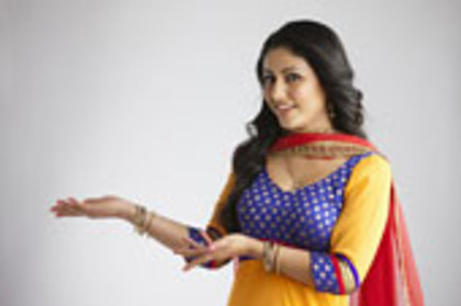 9-ZX187388 - Y-Hina Khan-Y