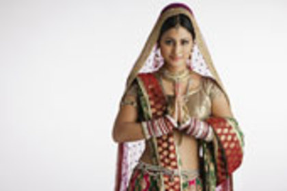12-ZX187345 - Y-Hina Khan-Y