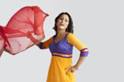 14-ZX187409 - Y-Hina Khan-Y