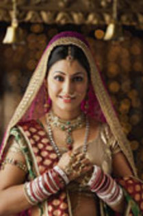 20-ZX187310 - Y-Hina Khan-Y