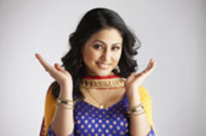 20-ZX187390 - Y-Hina Khan-Y