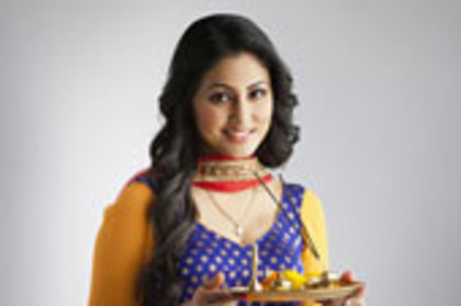 20-ZX187400 - Y-Hina Khan-Y
