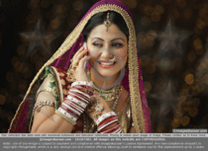 68396416_FMVCXQG3 - Y-Hina Khan-Y