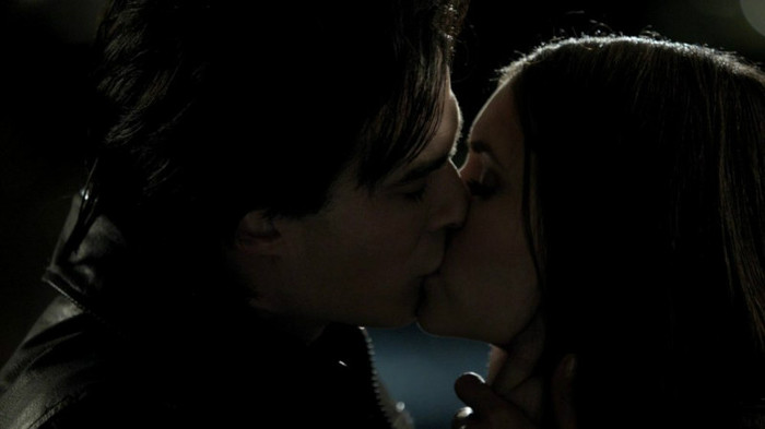 damon and elena 39