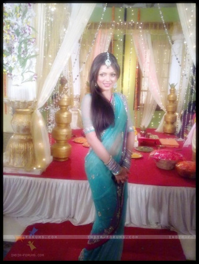  - x-Drashti Dhami-x