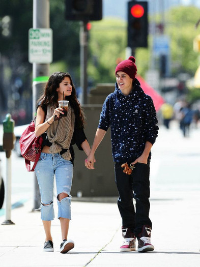 11 - Lunch With Justin---05 April 2012