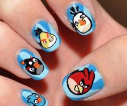 Angry Birds nails - Angry Birds imagini