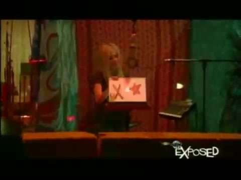 Avril Lavigne - Exposed (Documentary Part 1) 0502 - Avril - Lavigne - Exposed - Documentary - Part - 2