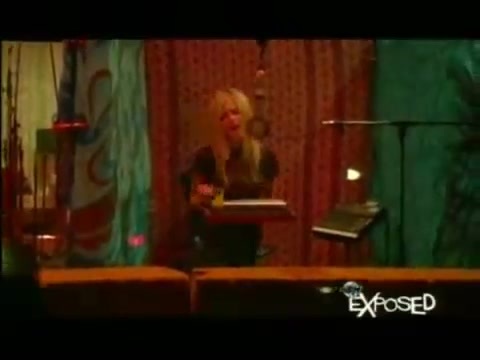 Avril Lavigne - Exposed (Documentary Part 1) 0509