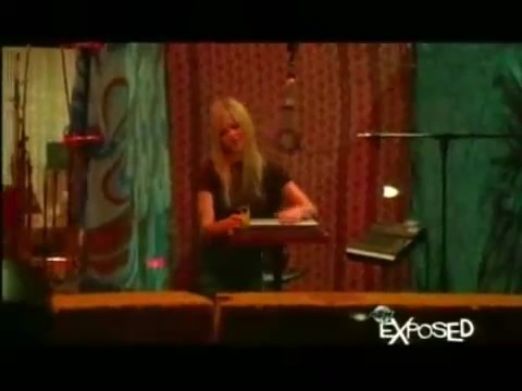 Avril Lavigne - Exposed (Documentary Part 1) 0523 - Avril - Lavigne - Exposed - Documentary - Part - 2
