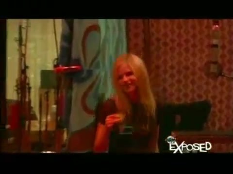 Avril Lavigne - Exposed (Documentary Part 1) 0577