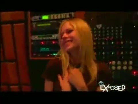 Avril Lavigne - Exposed (Documentary Part 1) 0610 - Avril - Lavigne - Exposed - Documentary - Part - 2