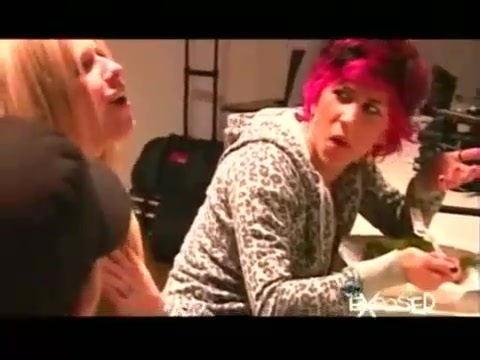 Avril Lavigne - Exposed (Documentary Part 1) 1111