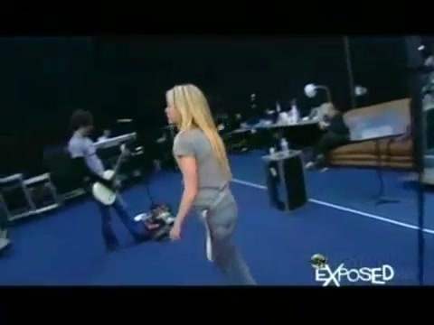 Avril Lavigne - Exposed (Documentary Part 1) 2025