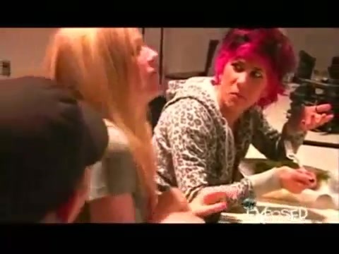 Avril Lavigne - Exposed (Documentary Part 1) 1123