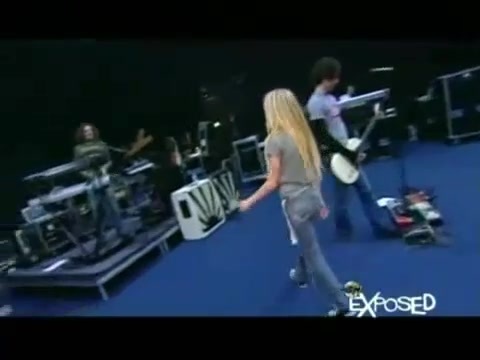 Avril Lavigne - Exposed (Documentary Part 1) 2045