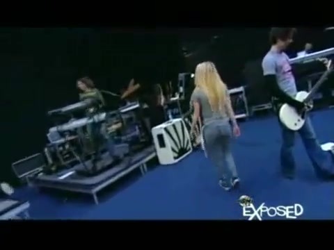Avril Lavigne - Exposed (Documentary Part 1) 2058