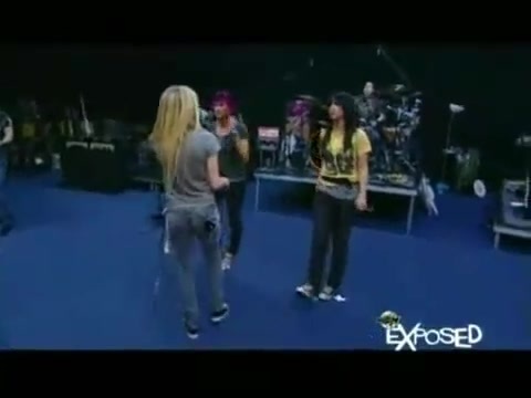 Avril Lavigne - Exposed (Documentary Part 1) 0195 - Avril - Lavigne - Exposed - Documentary - Part - 1