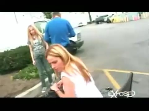 Avril Lavigne - Exposed (Documentary Part 1) 0811