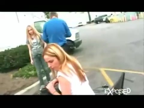 Avril Lavigne - Exposed (Documentary Part 1) 0813