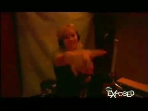 Avril Lavigne - Exposed (Documentary Part 1) 0333 - Avril - Lavigne - Exposed - Documentary - Part - 1